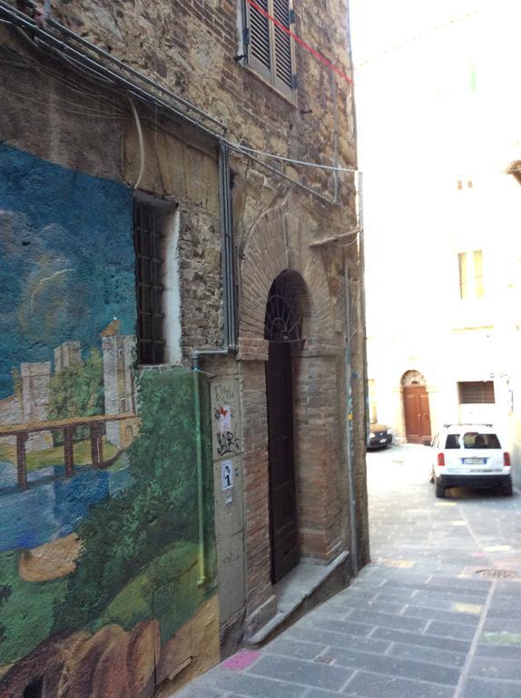 Le Camere Di Casa Cassandra Perugia Bagian luar foto